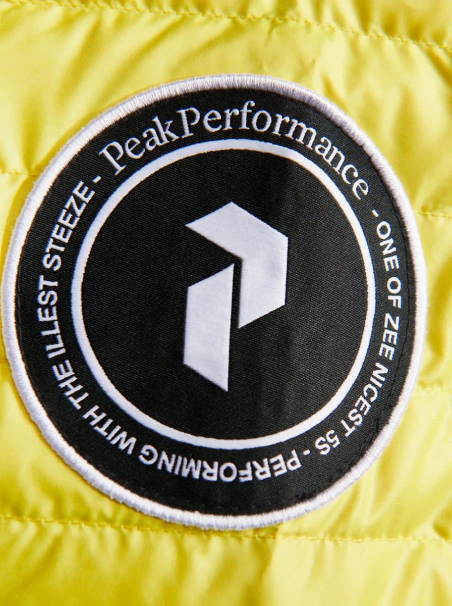 PEAK PERFORMANCE MEN'S VERTIX DOWN JACKET PATCH Citrine - Image 4